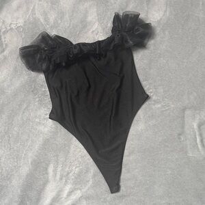 SHEIN Black Ruffle Bodysuit